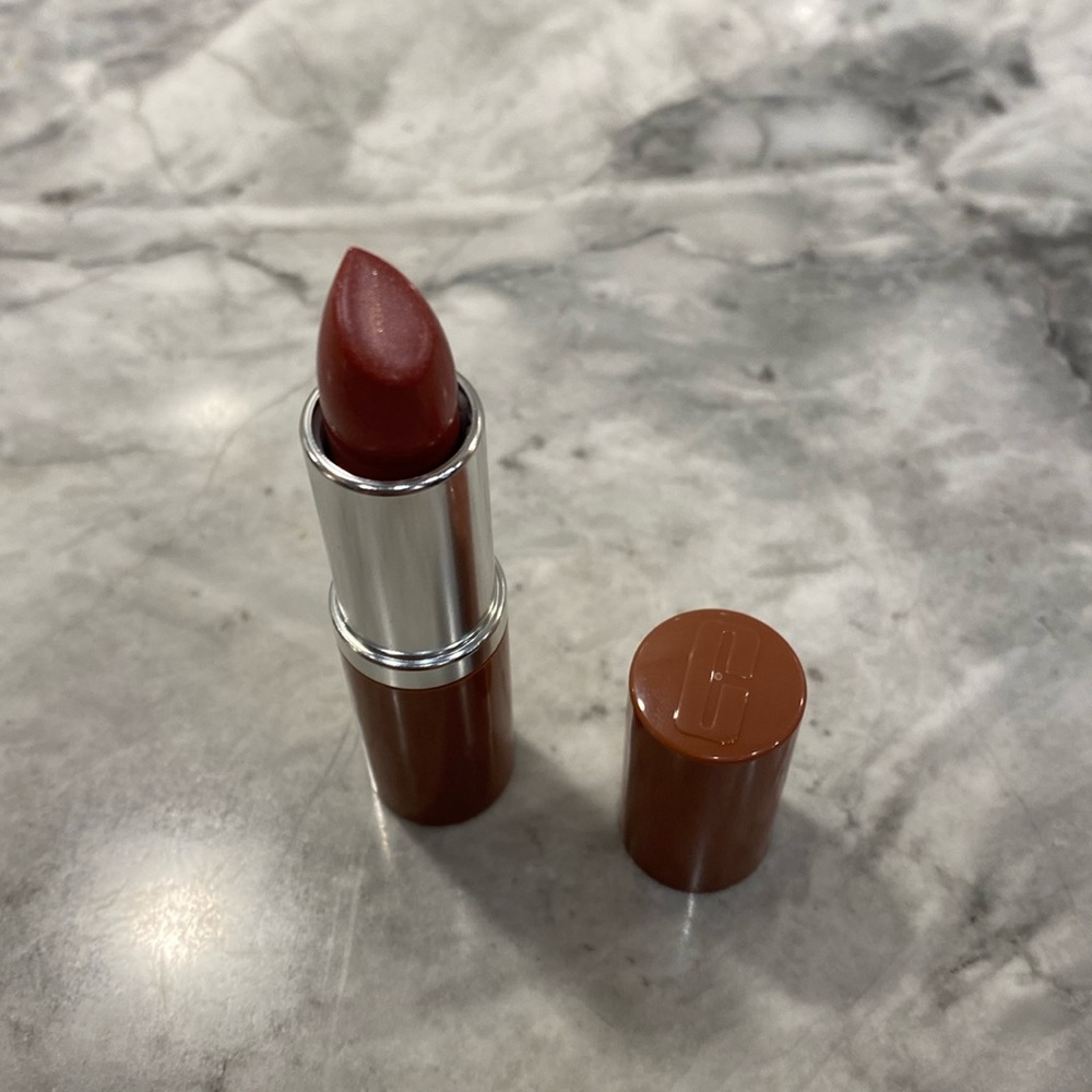 CLINIQUE 02 BARE POP lipstick